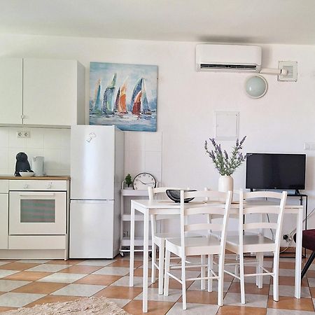 Apartmani Stine Donji Okrug  Kültér fotó