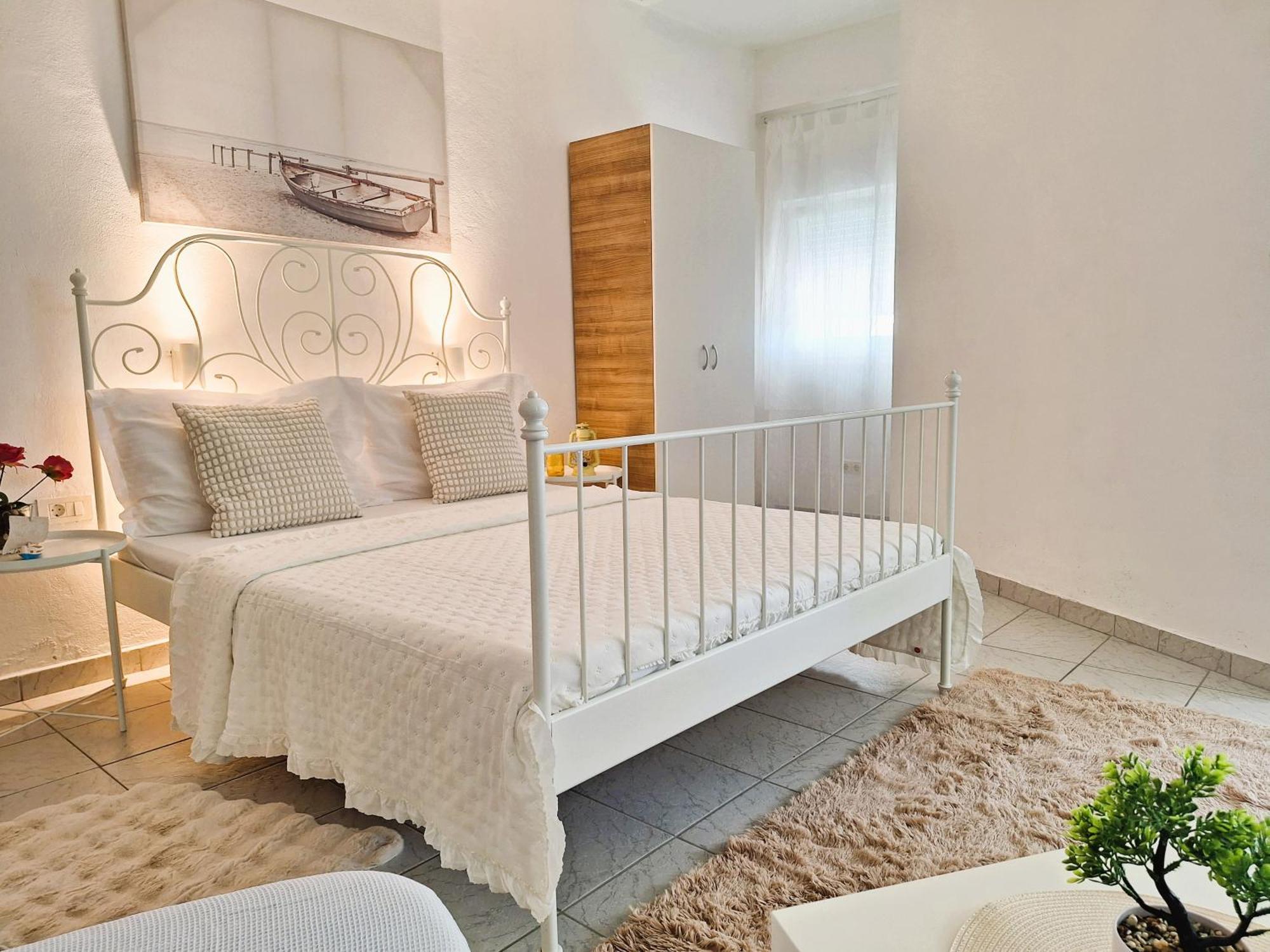 Apartmani Stine Donji Okrug  Kültér fotó